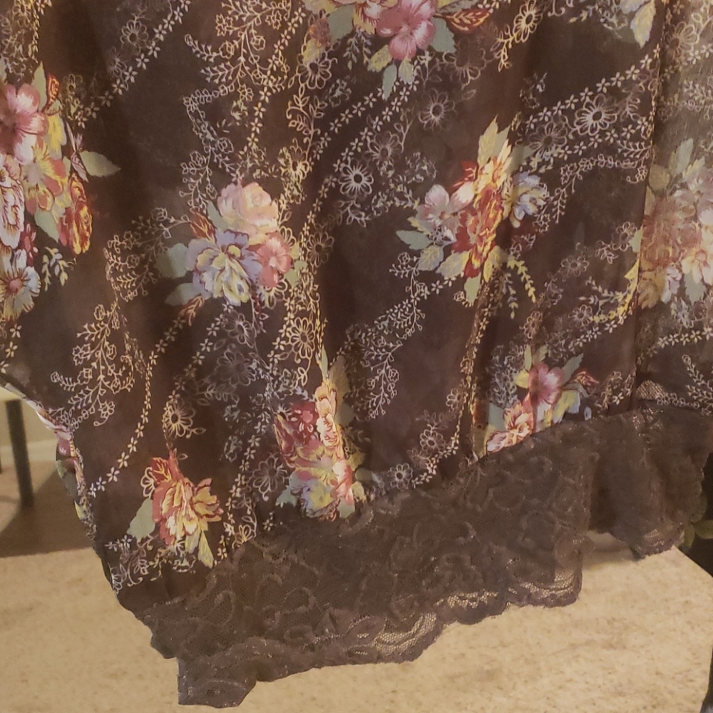 Medium-Top - Picture 2 of 4